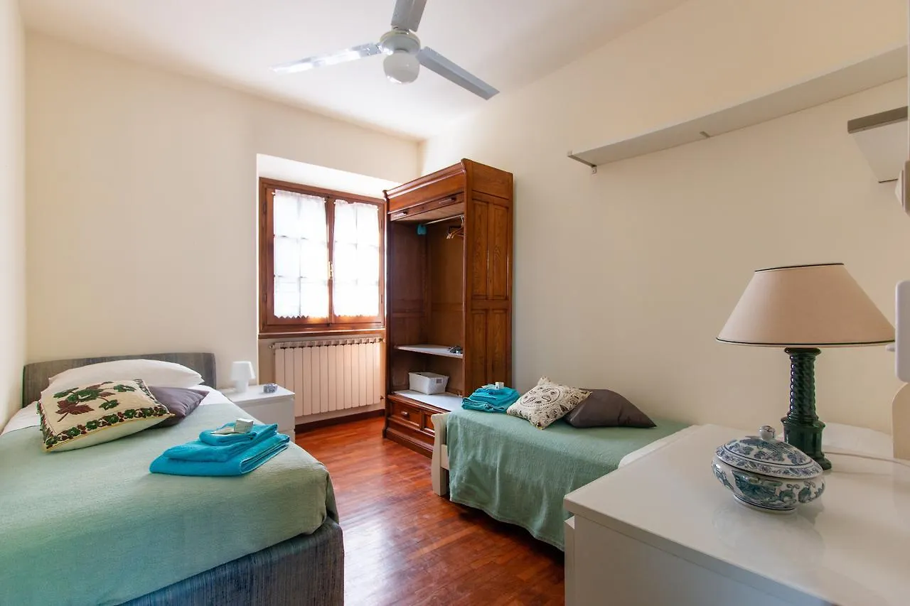 Il Frutteto Villa Pietrasanta 0*,  Italy